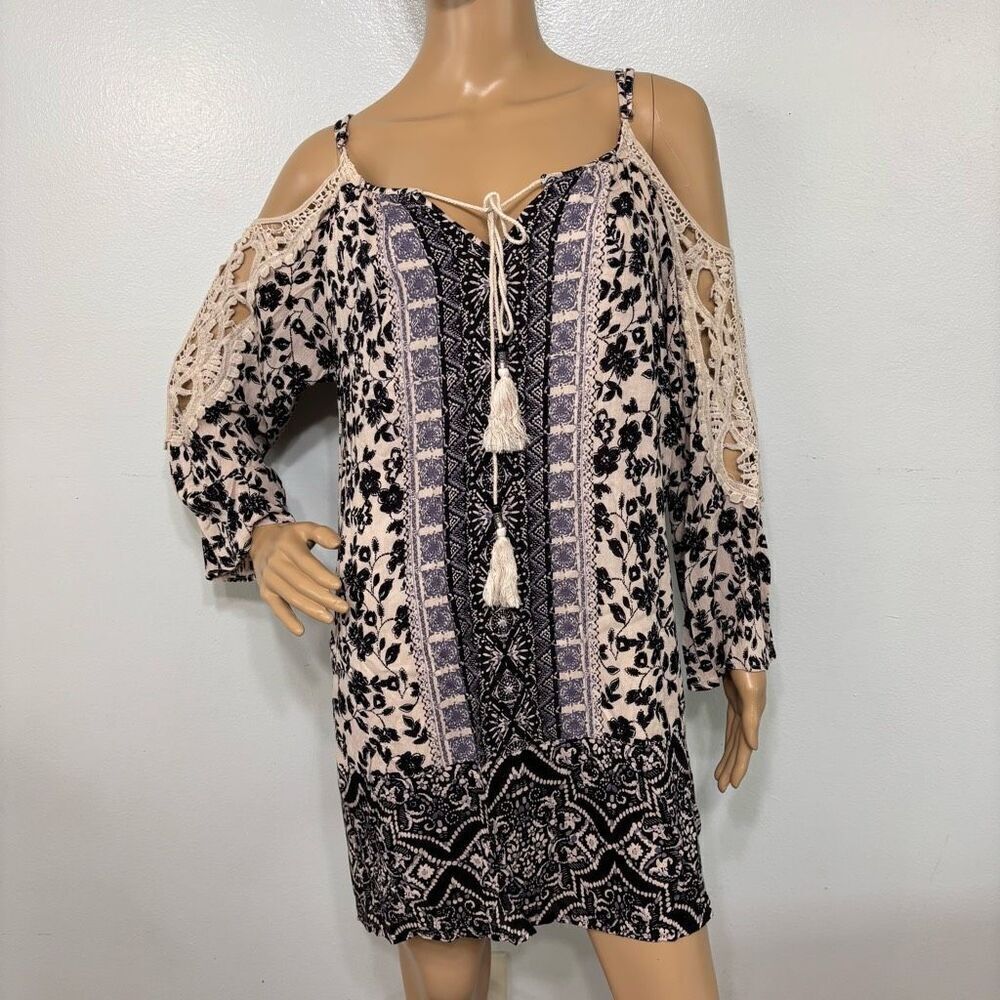 NWT Nostalgia Open Shoulder Long Sleeve Boho Mini Dress